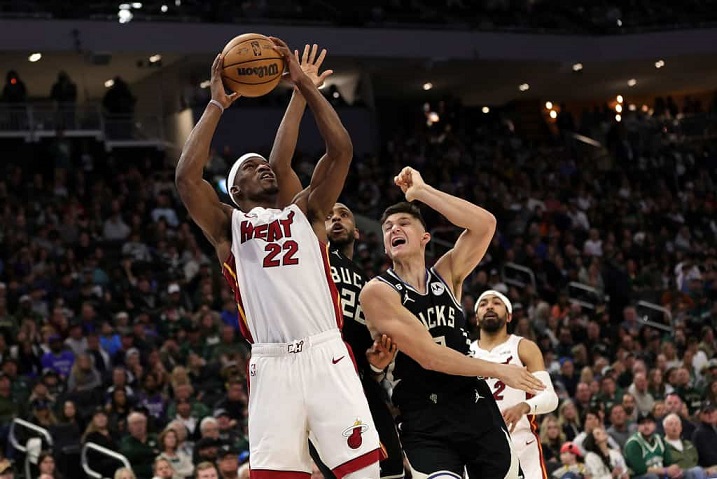 Miami Heatillä on vahva suoritus pudotuspelien ensimmäisellä kierroksella